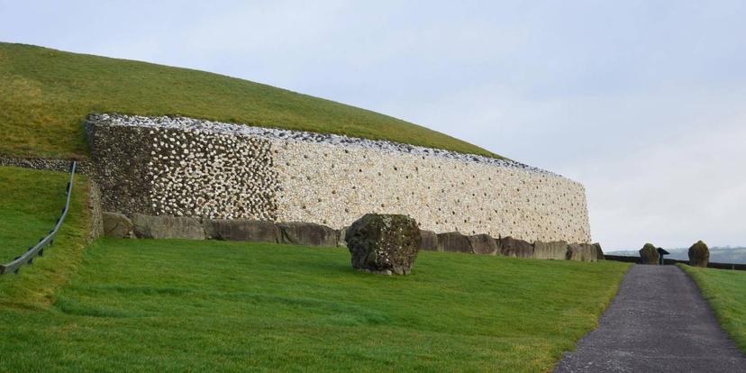 Newgrange (Ireland)